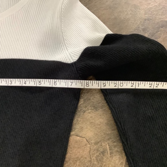 LRL Ralph Lauren Rib-knit Slimming  Sweater MEDIUM - Picture 13 of 13